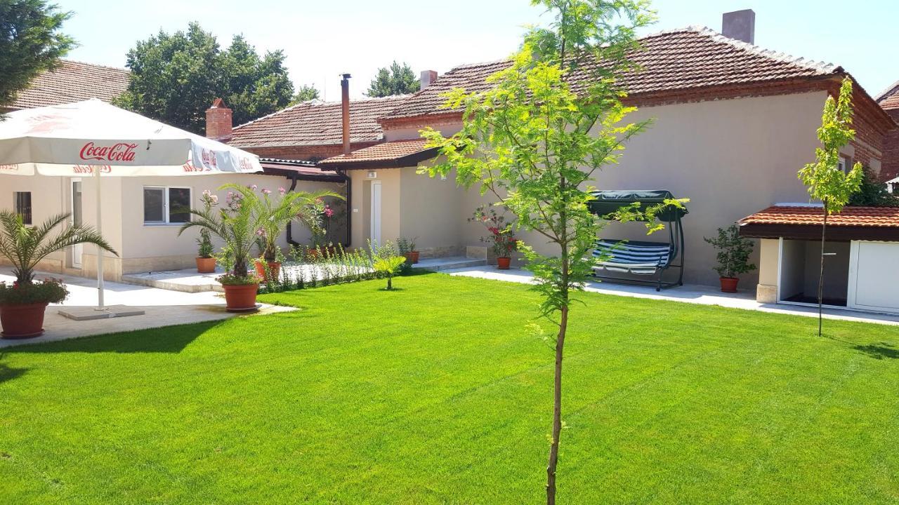 Villa Ros Guest House Svilengrad Extérieur photo
