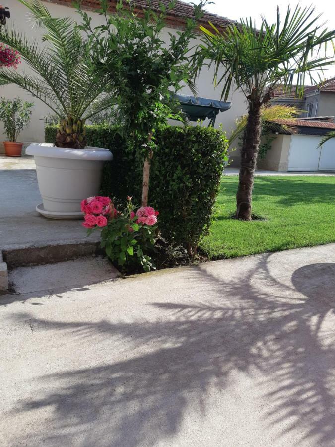 Villa Ros Guest House Svilengrad Extérieur photo