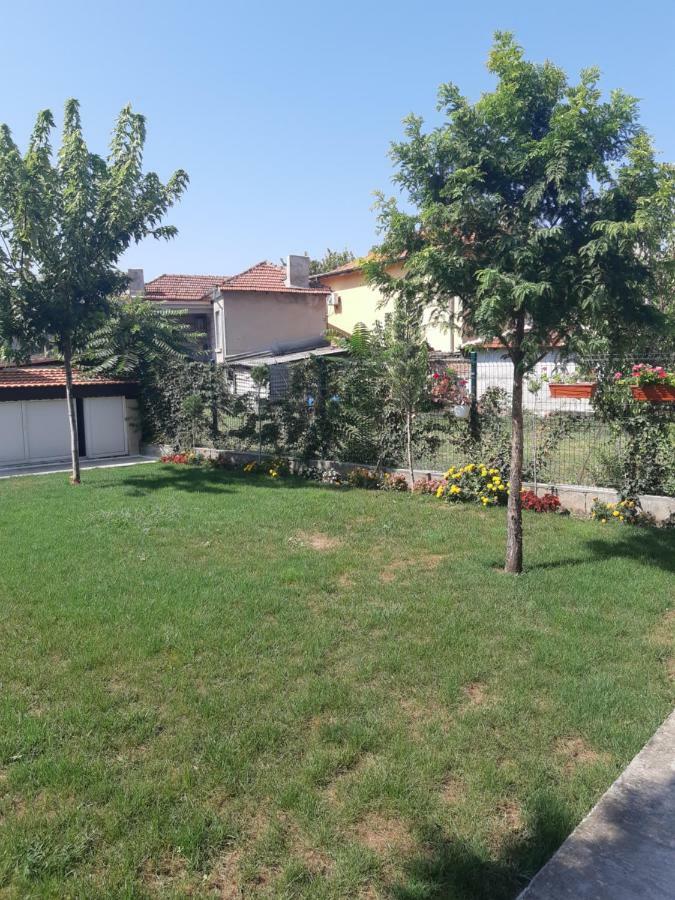 Villa Ros Guest House Svilengrad Extérieur photo
