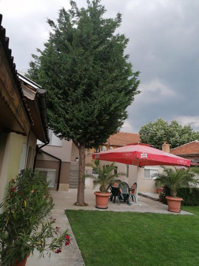 Villa Ros Guest House Svilengrad Extérieur photo
